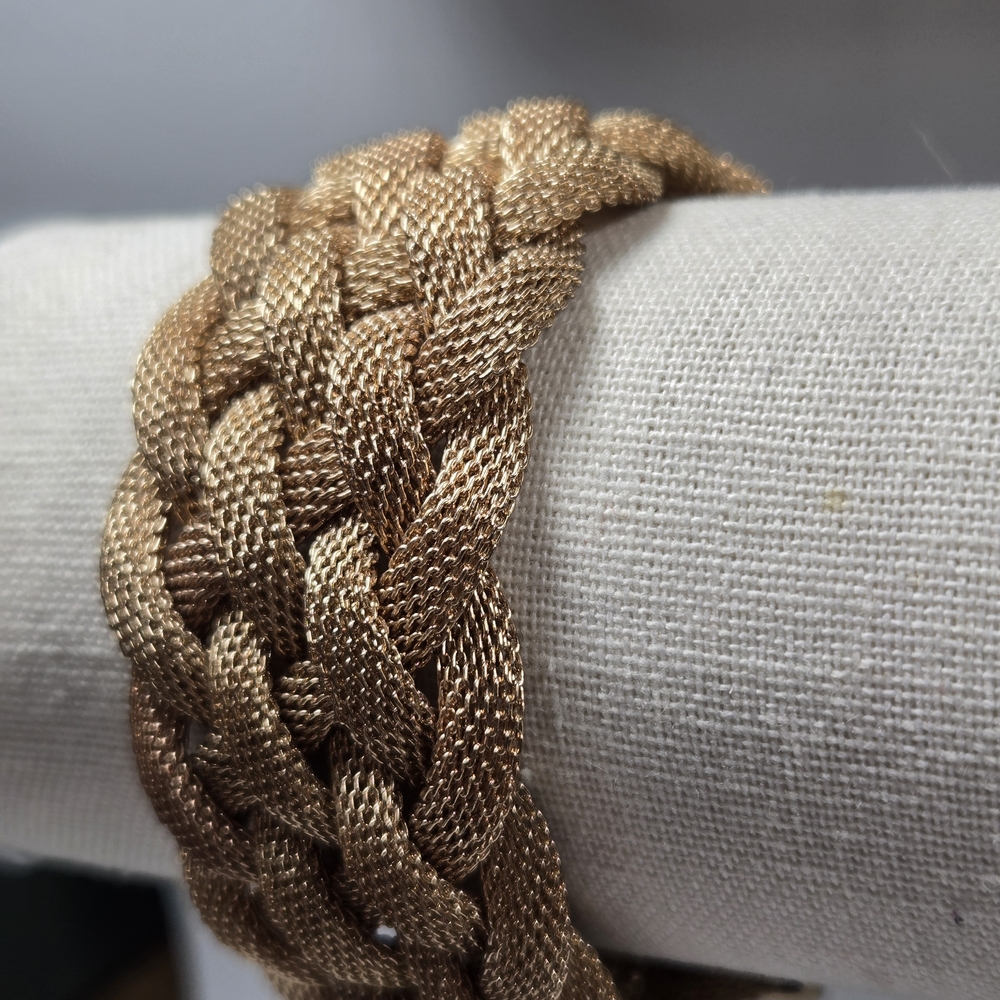 Mesh Gold tone Braided Bracelet Magnetic Closure